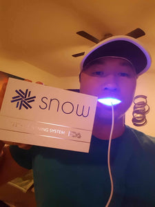 SNOW TEETH WHITENING™ SYSTÈME À DOMICILE [KIT TOUT-EN-UN]