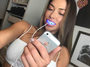 SNOW TEETH WHITENING™ – SYSTEM DO WYBIELANIA ZĘBÓW W DOMU [ZESTAW WSZYSTKO W JEDNYM]